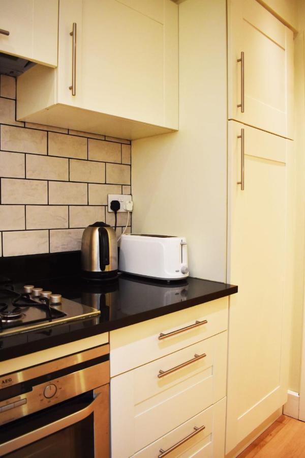 The Ross 2 Bedroom Apartment In Historic Abbey Fort Augustus Bagian luar foto
