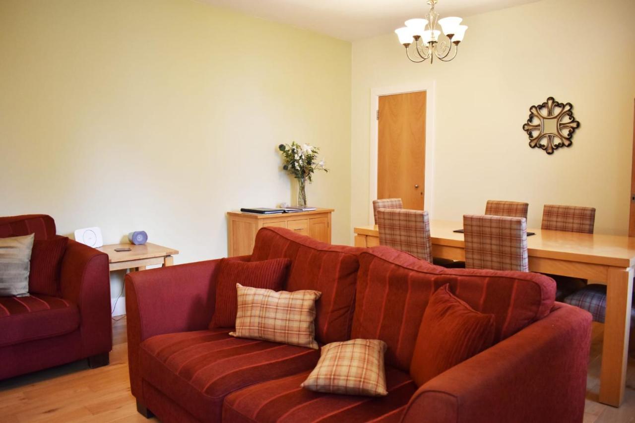 The Ross 2 Bedroom Apartment In Historic Abbey Fort Augustus Bagian luar foto